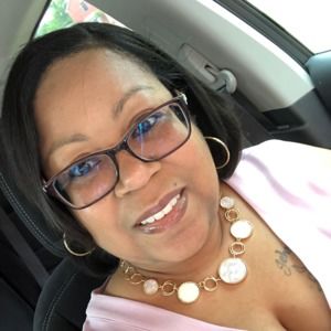 Meet your Posher, Lashanda